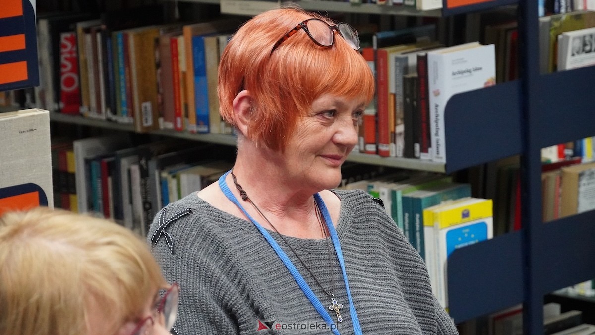 Noc bibliotek 2025: ogromny sukces Miejskiej Biblioteki Publicznej w Ostrołęce! [17.10.2025] - zdjęcie #1 - eOstroleka.pl