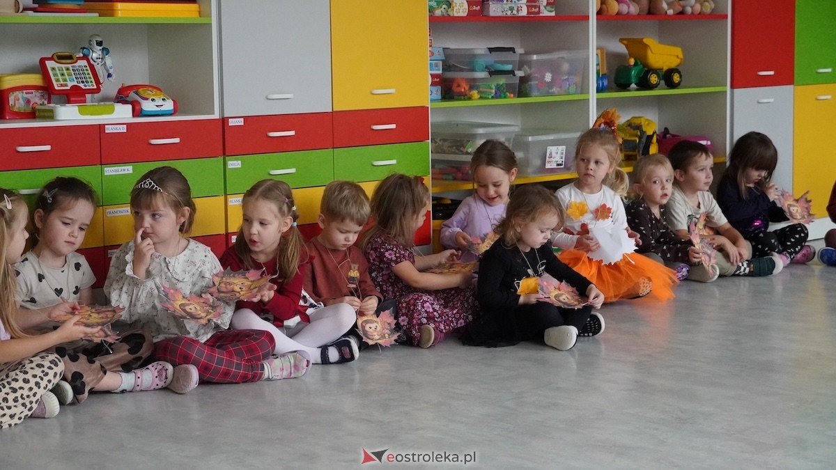 Przedszkole Miejskie nr 8 Kraina Radości powitało jesień! [17.10.2025] - zdjęcie #84 - eOstroleka.pl