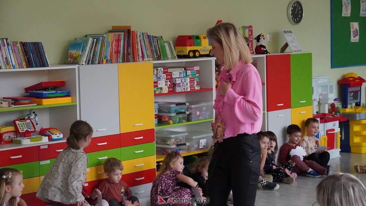 Przedszkole Miejskie nr 8 Kraina Radości powitało jesień! [17.10.2025] - zdjęcie #76 - eOstroleka.pl