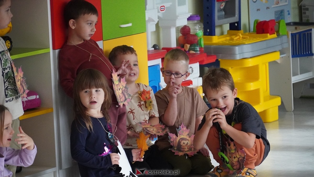 Przedszkole Miejskie nr 8 Kraina Radości powitało jesień! [17.10.2025] - zdjęcie #62 - eOstroleka.pl