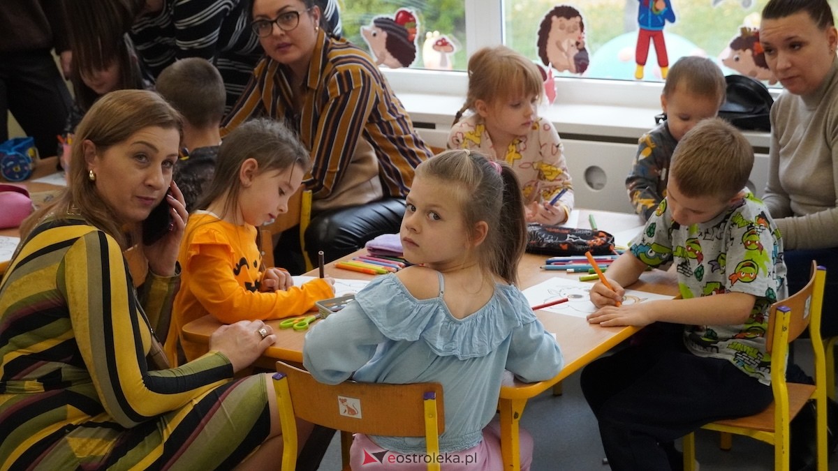 Przedszkole Miejskie nr 8 Kraina Radości powitało jesień! [17.10.2025] - zdjęcie #47 - eOstroleka.pl