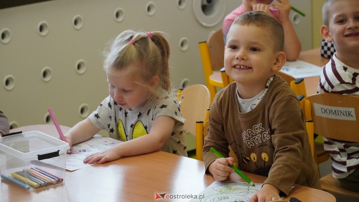 Przedszkole Miejskie nr 8 Kraina Radości powitało jesień! [17.10.2025] - zdjęcie #10 - eOstroleka.pl