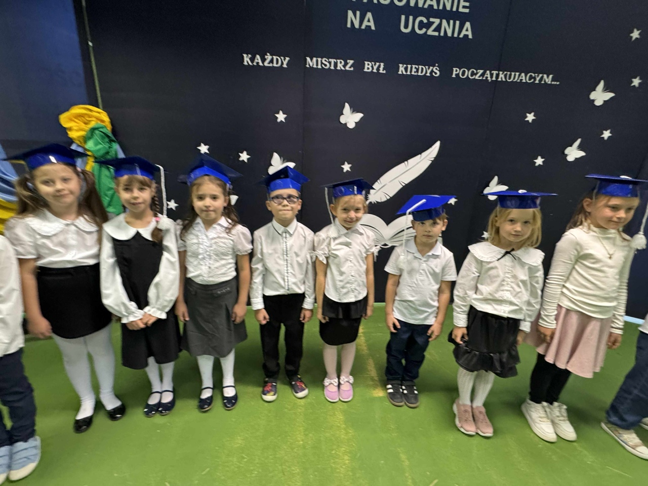 Pasowanie na ucznia w SP 10 w Ostrołęce 2025 - zdjęcie #22 - eOstroleka.pl