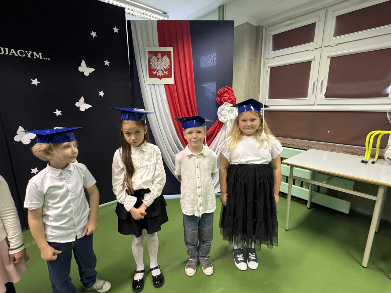 Pasowanie na ucznia w SP 10 w Ostrołęce 2025 - zdjęcie #1 - eOstroleka.pl