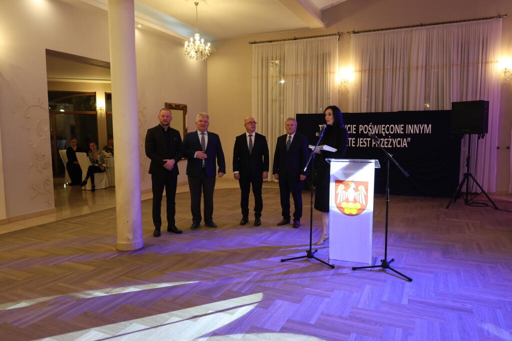 Powiatowe obchody Dnia Edukacji Narodowej 2025 - zdjęcie #14 - eOstroleka.pl