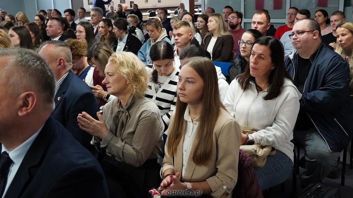 Inauguracja roku akademickiego w MANS w Łomży [18.10.2025]  - zdjęcie #131 - eOstroleka.pl
