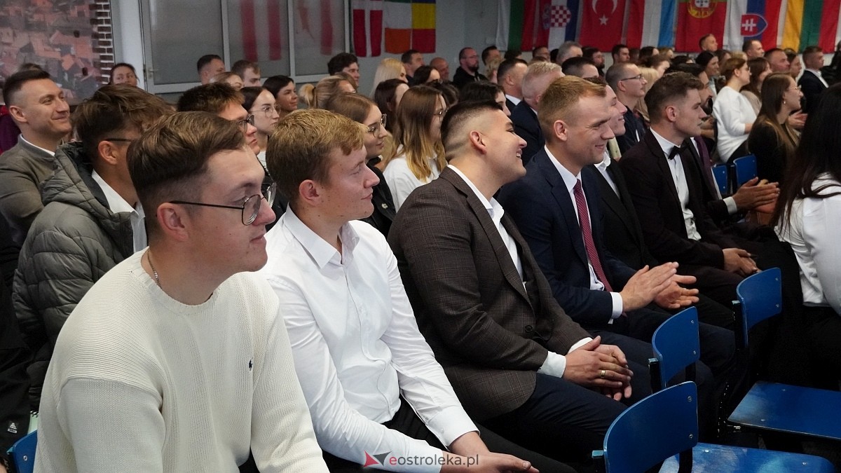 Inauguracja roku akademickiego w MANS w Łomży [18.10.2025]  - zdjęcie #117 - eOstroleka.pl