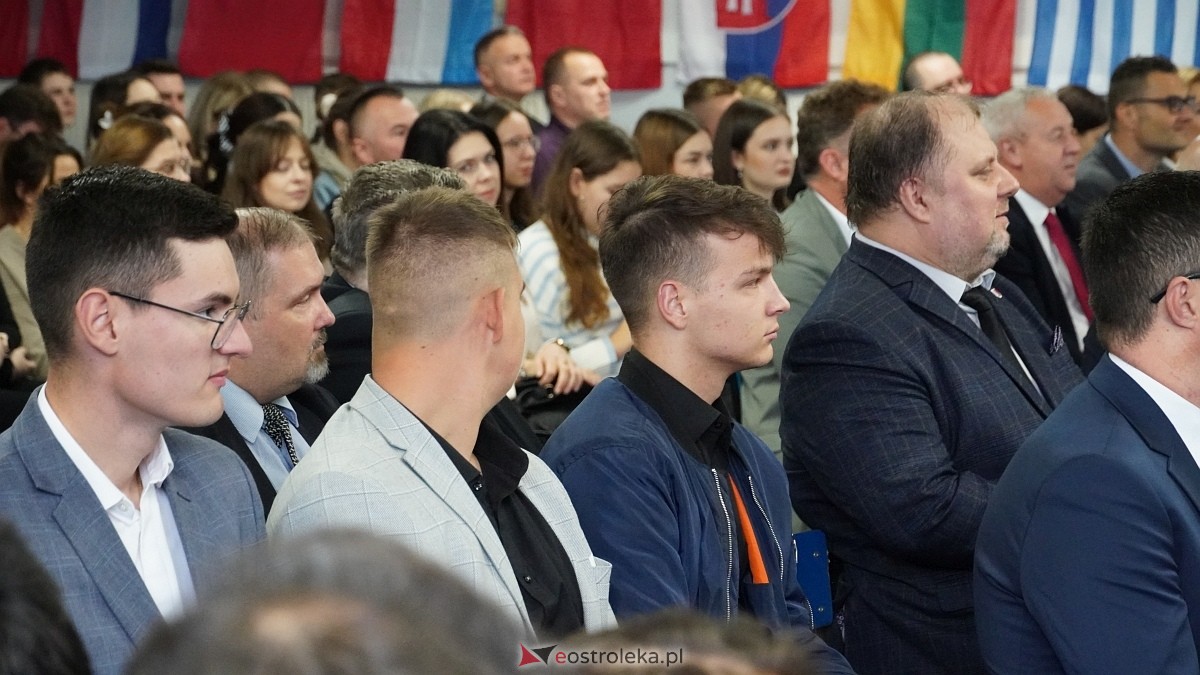 Inauguracja roku akademickiego w MANS w Łomży [18.10.2025]  - zdjęcie #114 - eOstroleka.pl