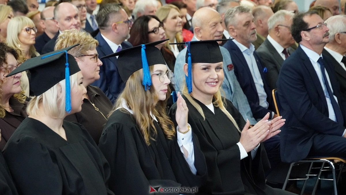 Inauguracja roku akademickiego w MANS w Łomży [18.10.2025]  - zdjęcie #96 - eOstroleka.pl