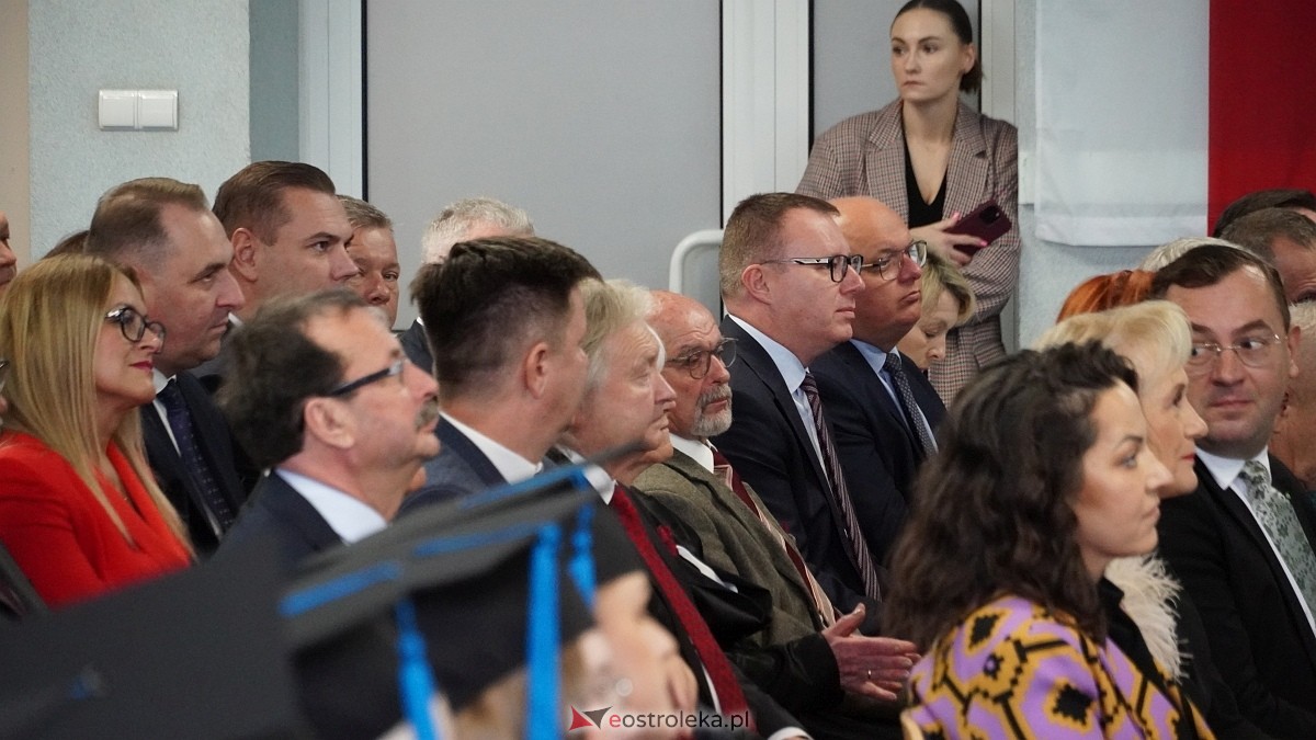Inauguracja roku akademickiego w MANS w Łomży [18.10.2025]  - zdjęcie #89 - eOstroleka.pl
