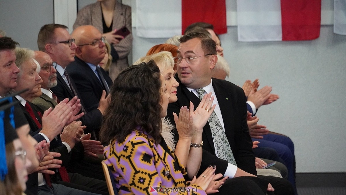 Inauguracja roku akademickiego w MANS w Łomży [18.10.2025]  - zdjęcie #88 - eOstroleka.pl