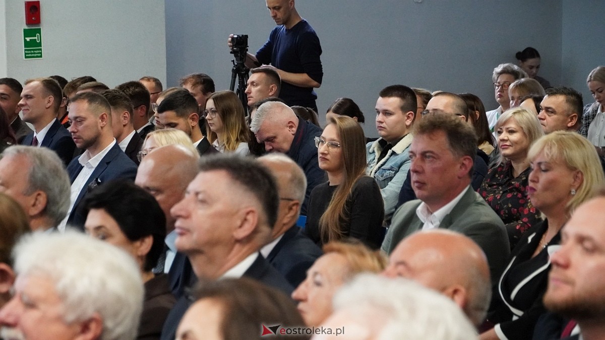 Inauguracja roku akademickiego w MANS w Łomży [18.10.2025]  - zdjęcie #70 - eOstroleka.pl