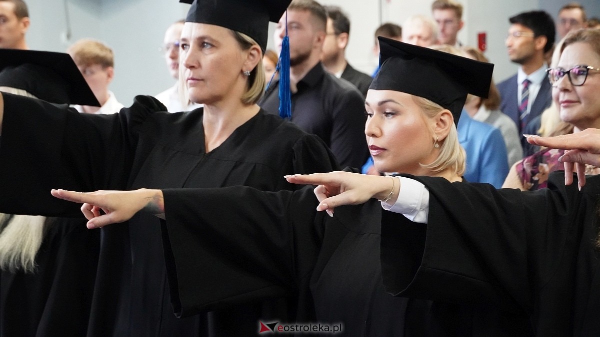 Inauguracja roku akademickiego w MANS w Łomży [18.10.2025]  - zdjęcie #53 - eOstroleka.pl