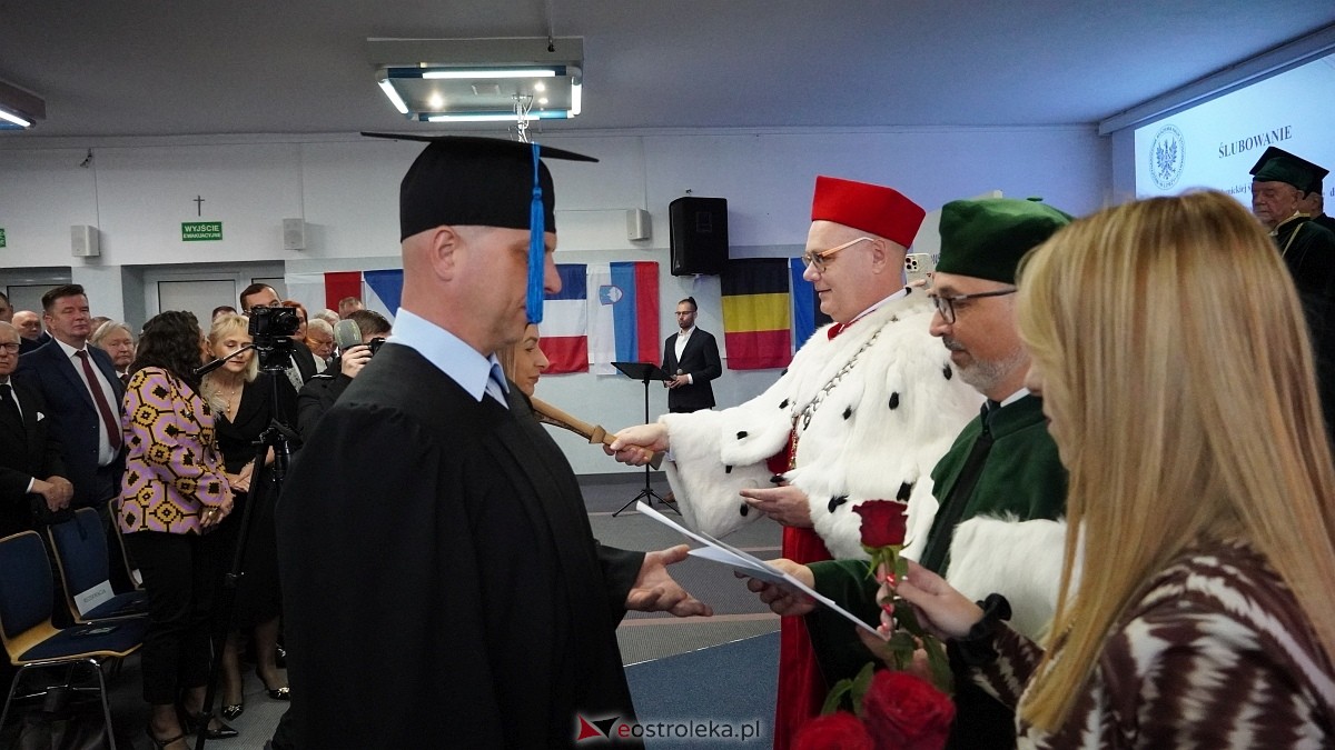Inauguracja roku akademickiego w MANS w Łomży [18.10.2025]  - zdjęcie #42 - eOstroleka.pl
