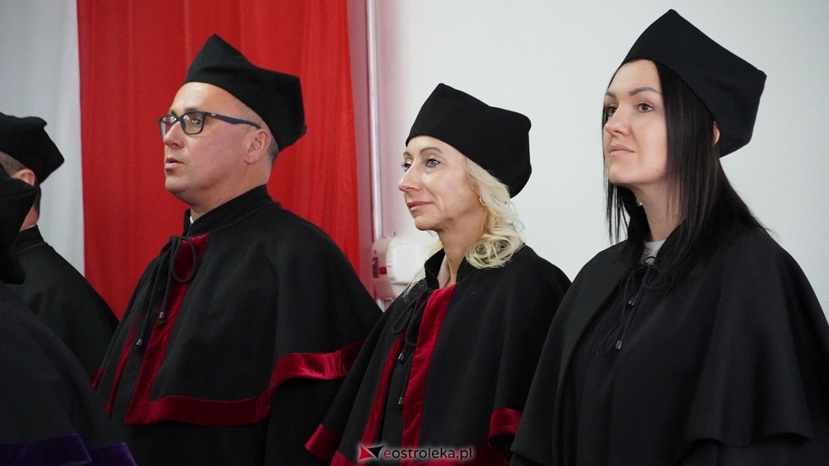 Inauguracja roku akademickiego w MANS w Łomży [18.10.2025]  - zdjęcie #35 - eOstroleka.pl