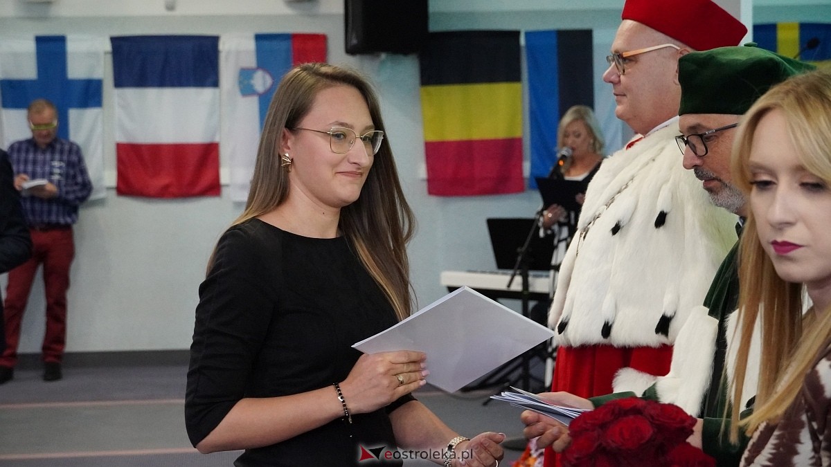 Inauguracja roku akademickiego w MANS w Łomży [18.10.2025]  - zdjęcie #21 - eOstroleka.pl