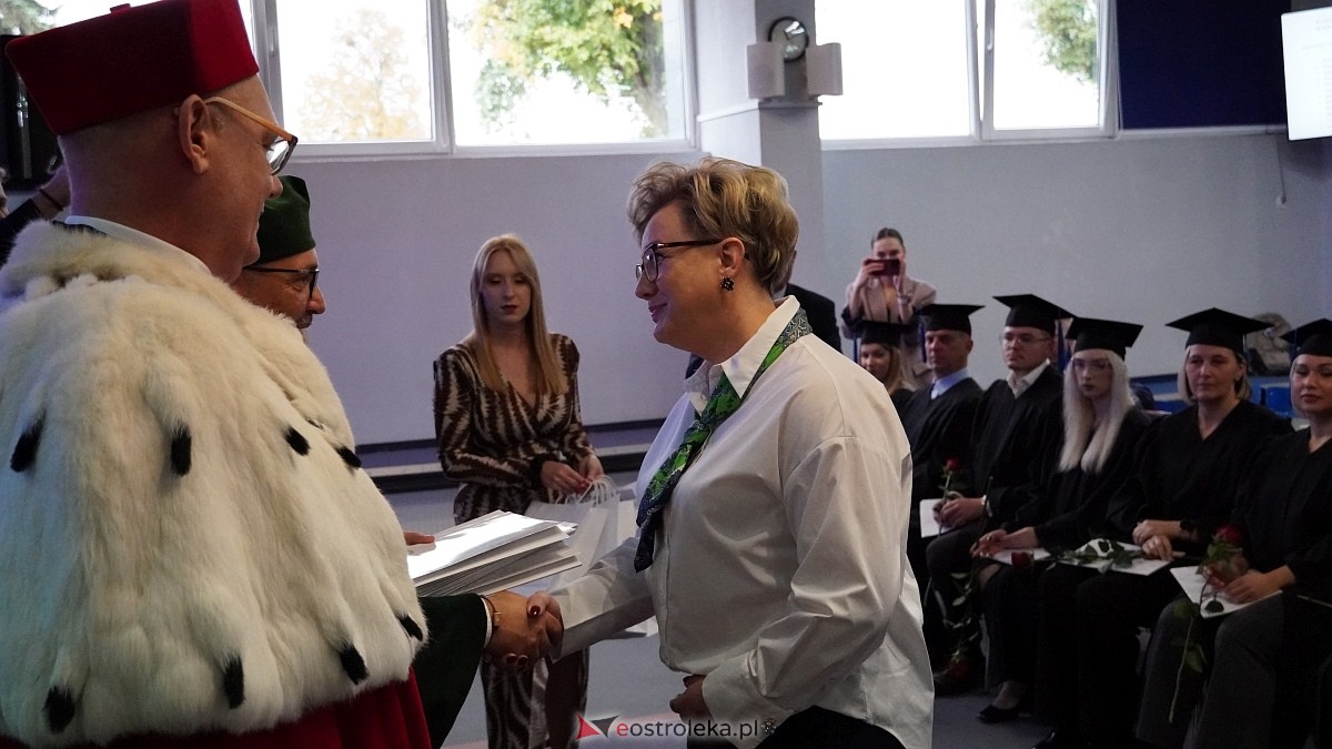 Inauguracja roku akademickiego w MANS w Łomży [18.10.2025]  - zdjęcie #11 - eOstroleka.pl