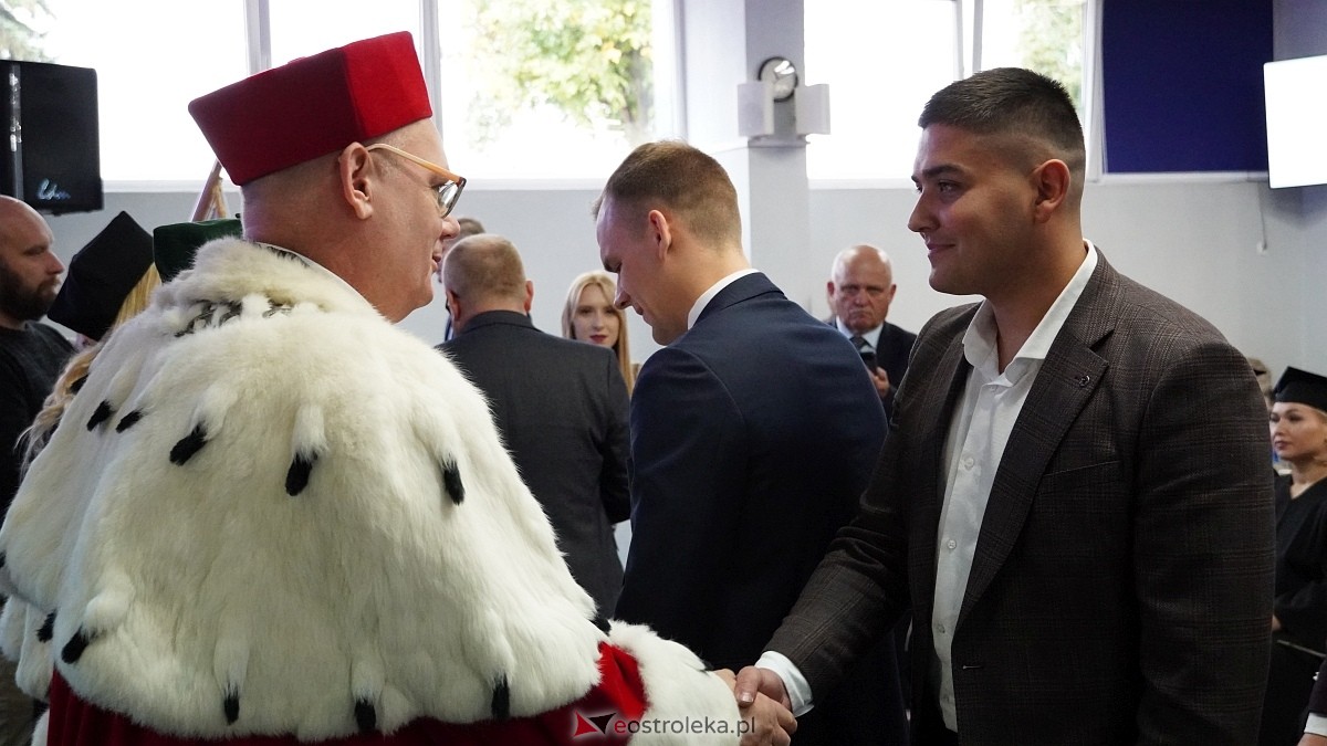 Inauguracja roku akademickiego w MANS w Łomży [18.10.2025]  - zdjęcie #8 - eOstroleka.pl