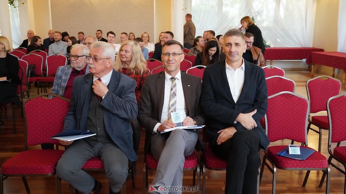 Inauguracja roku akademickiego 2025/2026 WSSE w Gdańsku filia w Ostrołęce [18.10.2025] - zdjęcie #75 - eOstroleka.pl