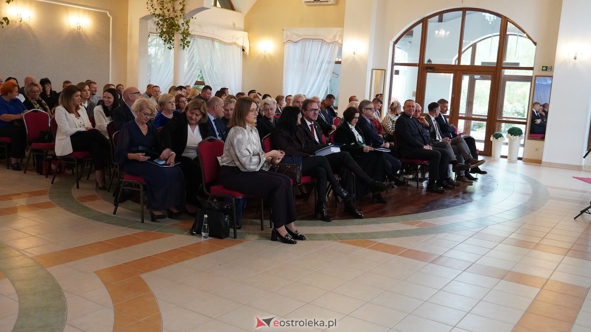 Inauguracja roku akademickiego 2025/2026 WSSE w Gdańsku filia w Ostrołęce [18.10.2025] - zdjęcie #67 - eOstroleka.pl