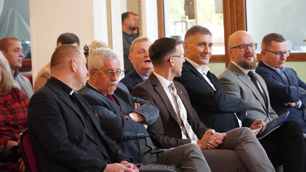 Inauguracja roku akademickiego 2025/2026 WSSE w Gdańsku filia w Ostrołęce [18.10.2025] - zdjęcie #60 - eOstroleka.pl