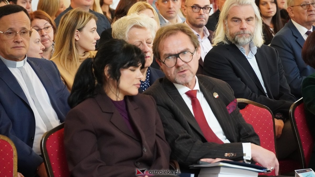 Inauguracja roku akademickiego 2025/2026 WSSE w Gdańsku filia w Ostrołęce [18.10.2025] - zdjęcie #59 - eOstroleka.pl