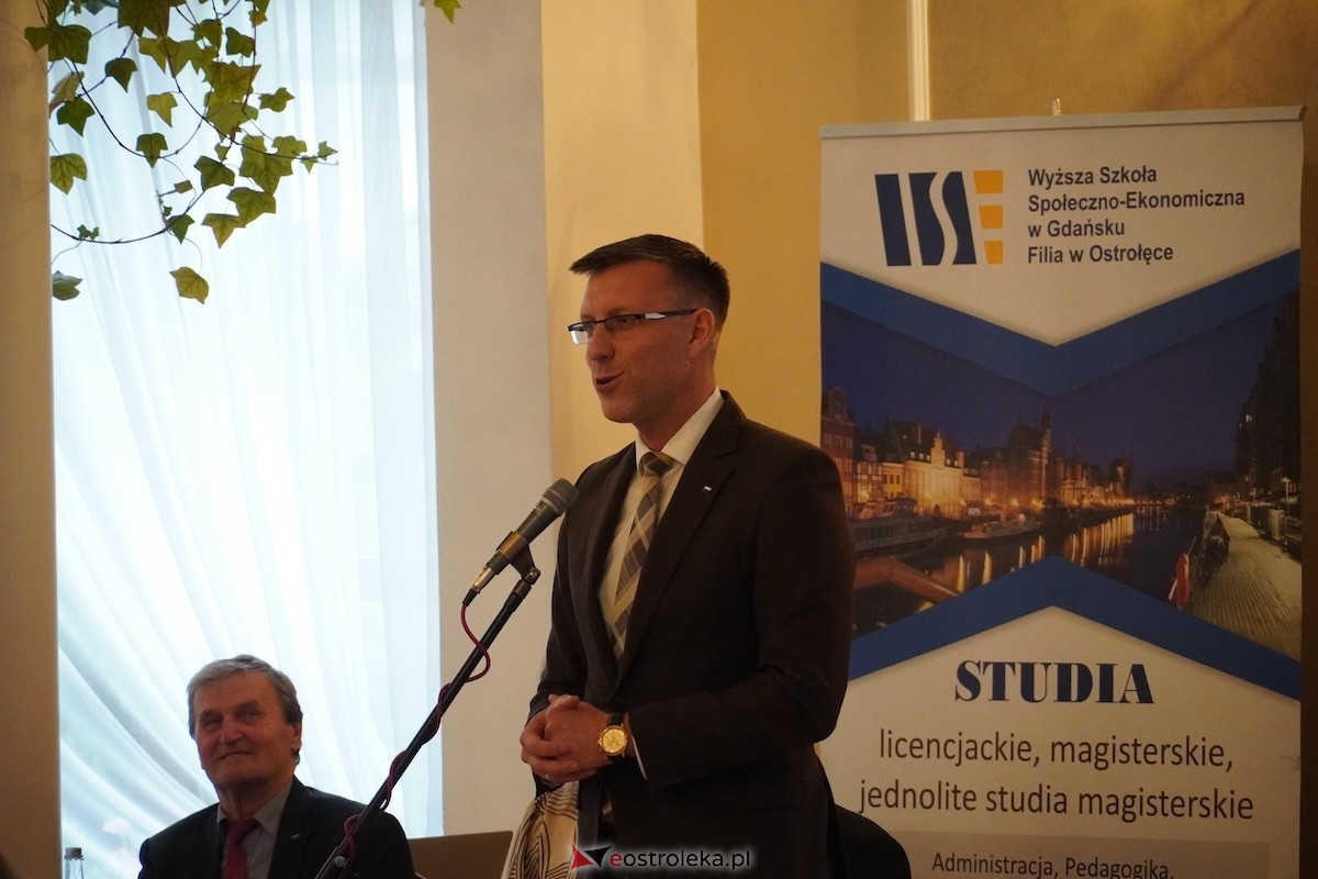 Inauguracja roku akademickiego 2025/2026 WSSE w Gdańsku filia w Ostrołęce [18.10.2025] - zdjęcie #24 - eOstroleka.pl