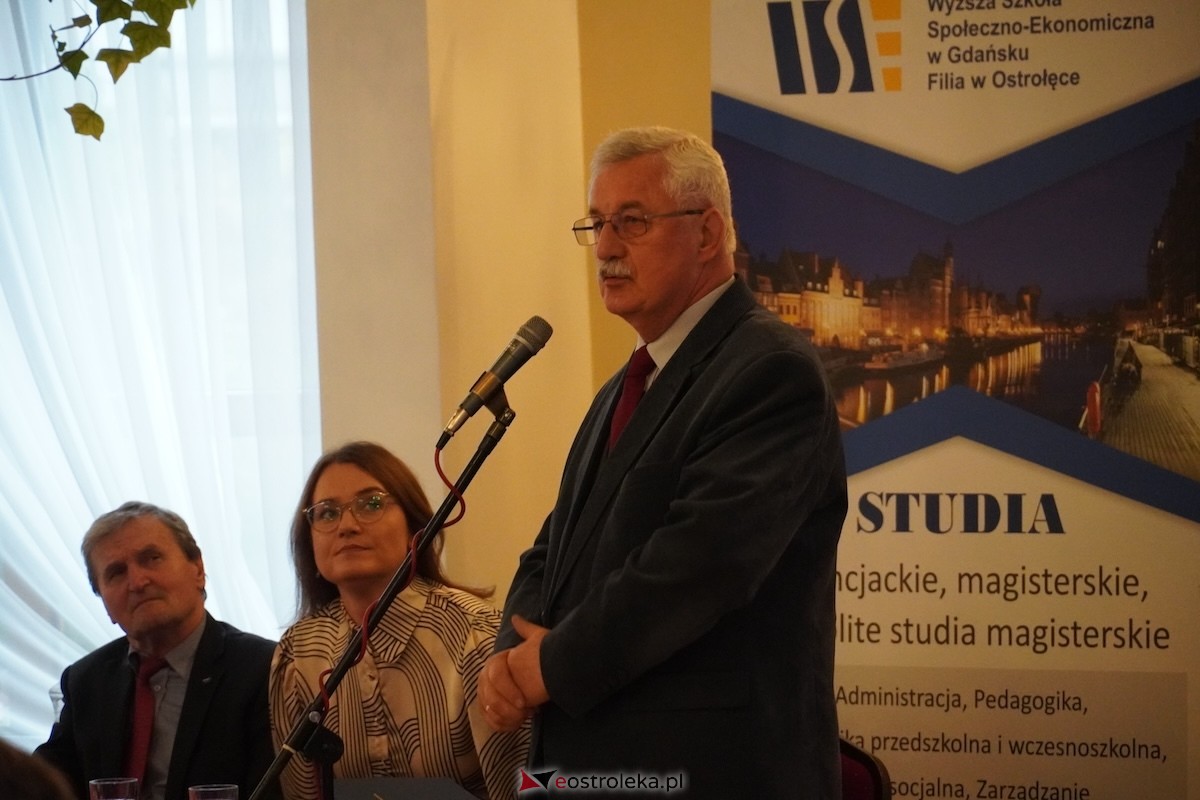 Inauguracja roku akademickiego 2025/2026 WSSE w Gdańsku filia w Ostrołęce [18.10.2025] - zdjęcie #22 - eOstroleka.pl