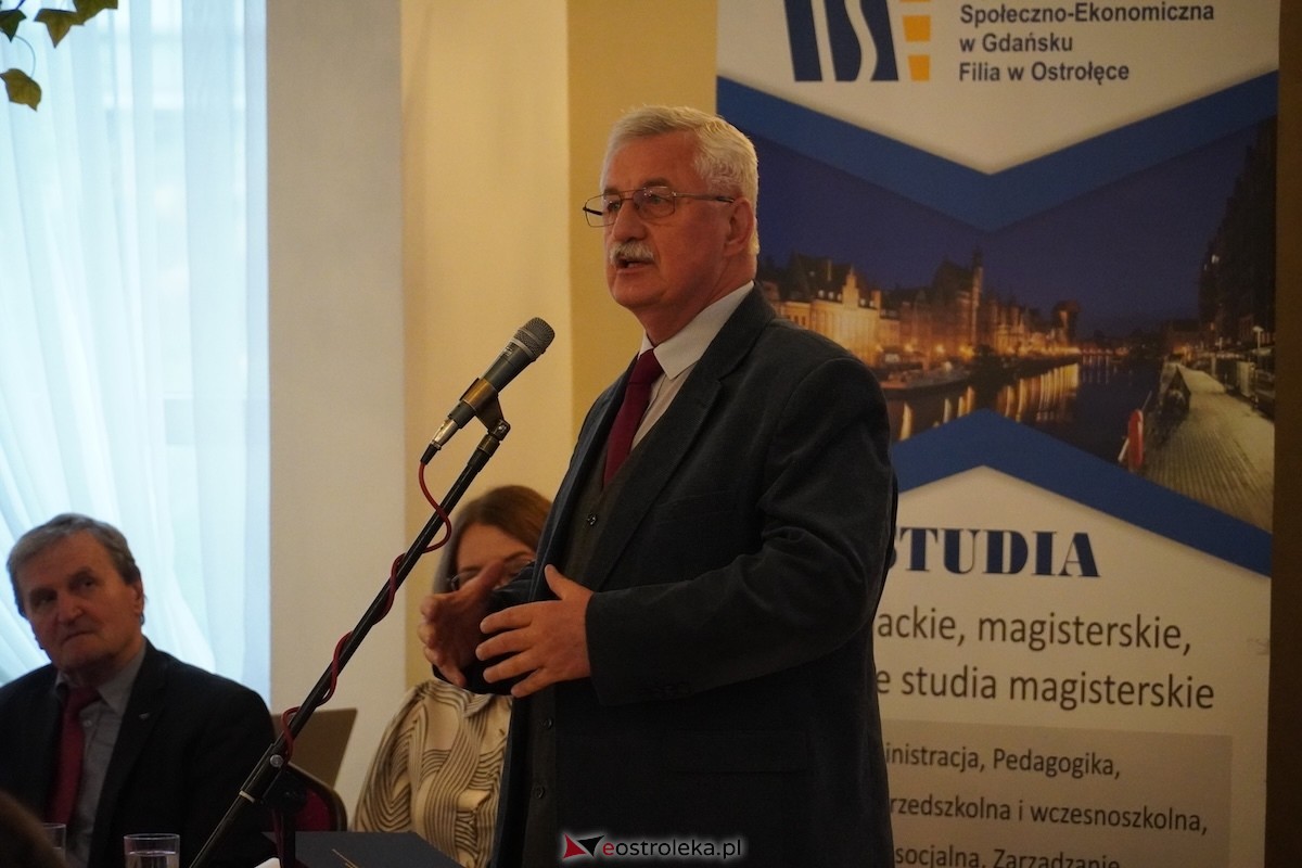 Inauguracja roku akademickiego 2025/2026 WSSE w Gdańsku filia w Ostrołęce [18.10.2025] - zdjęcie #21 - eOstroleka.pl