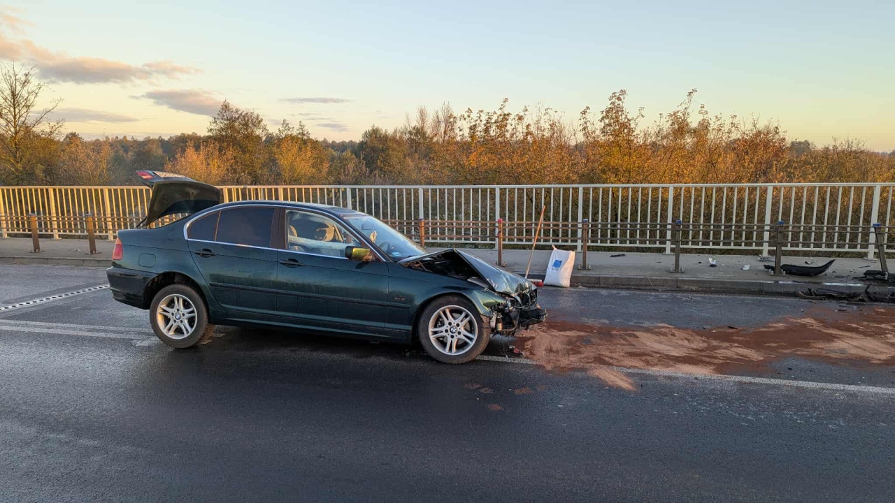 Wypadek na moście kard. Wyszyńskiego [19.10.2025] - zdjęcie #23 - eOstroleka.pl