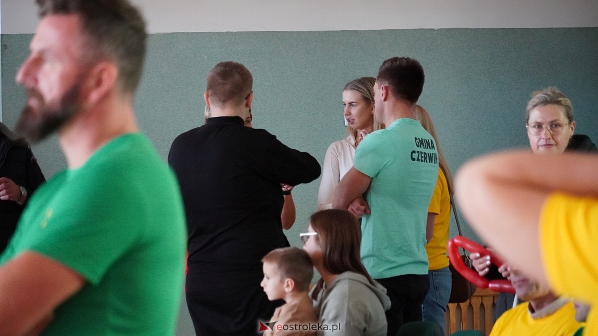Turniej Samorządowców w Piłce Nożnej w Czerwinie [19.10.2025] - zdjęcie #63 - eOstroleka.pl