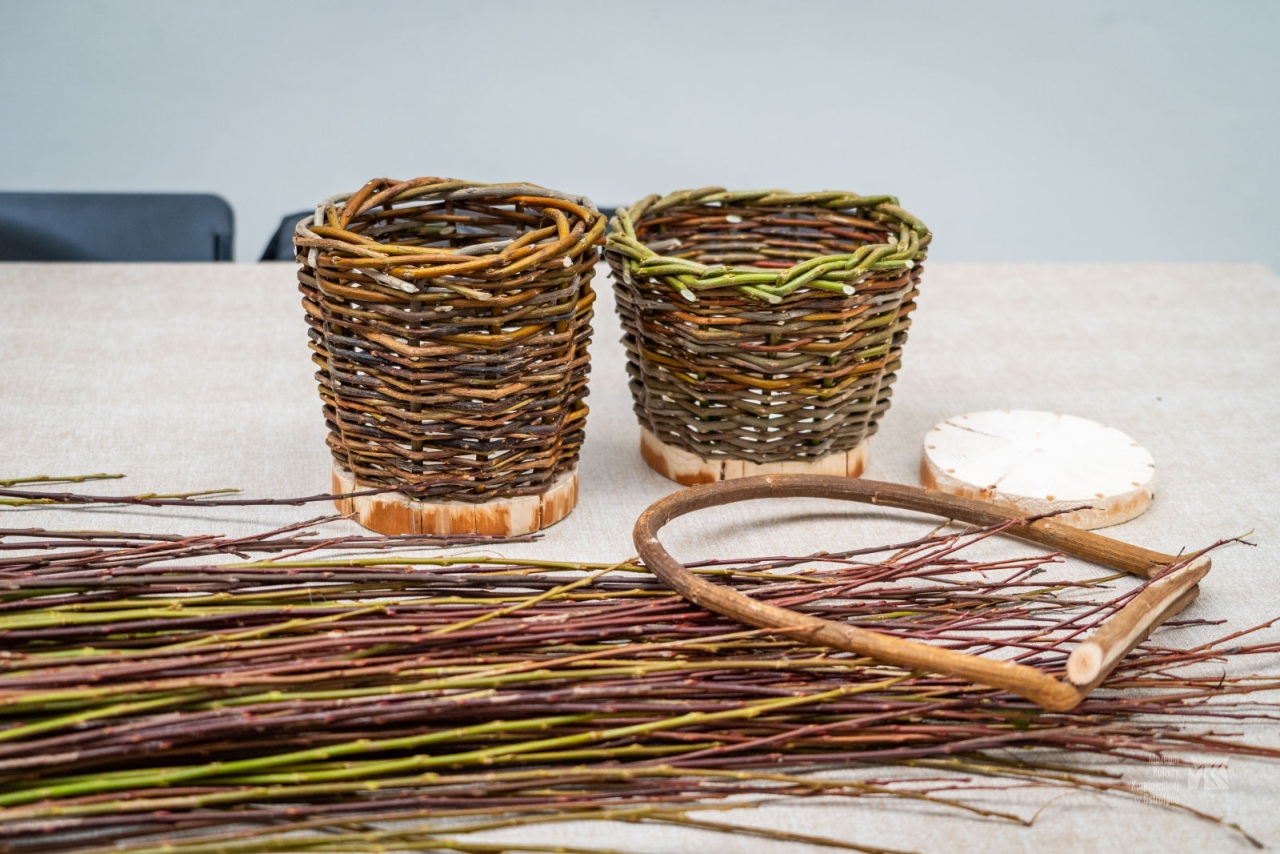 Warsztaty plecionkarskie w Muzeum Kultury Kurpiowskiej [20.10.2025] - zdjęcie #5 - eOstroleka.pl