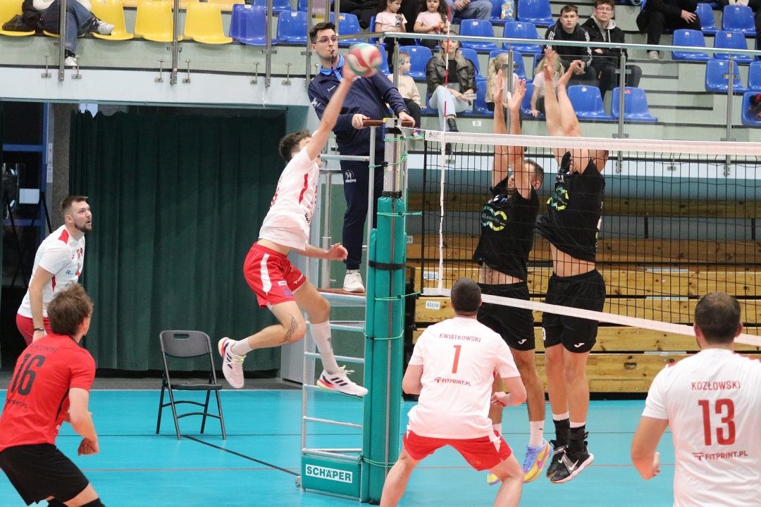 SPS Volley Ostrołęka - MMKS Mińsk Mazowiecki [19.10.2025] - zdjęcie #15 - eOstroleka.pl