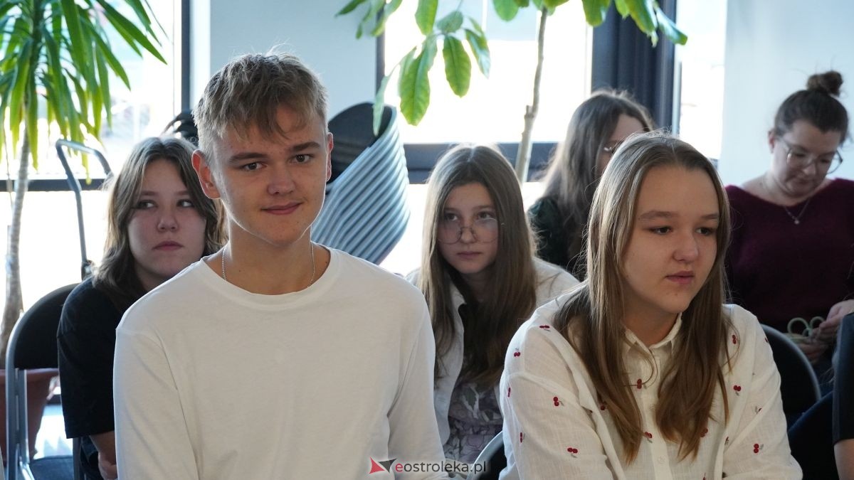 VII konkurs wokalny „Śpiewający Powiat” [21.10.2025] - zdjęcie #52 - eOstroleka.pl