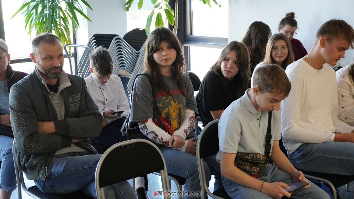 VII konkurs wokalny „Śpiewający Powiat” [21.10.2025] - zdjęcie #46 - eOstroleka.pl