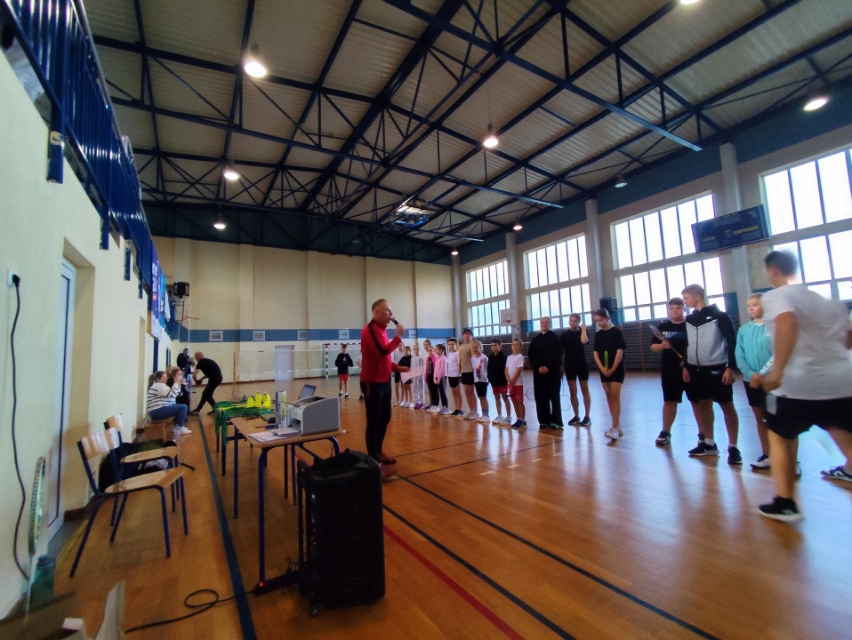 Mistrzostwa Powiatu Ostrołęckiego w badmintonie [22.10.2025] - zdjęcie #10 - eOstroleka.pl