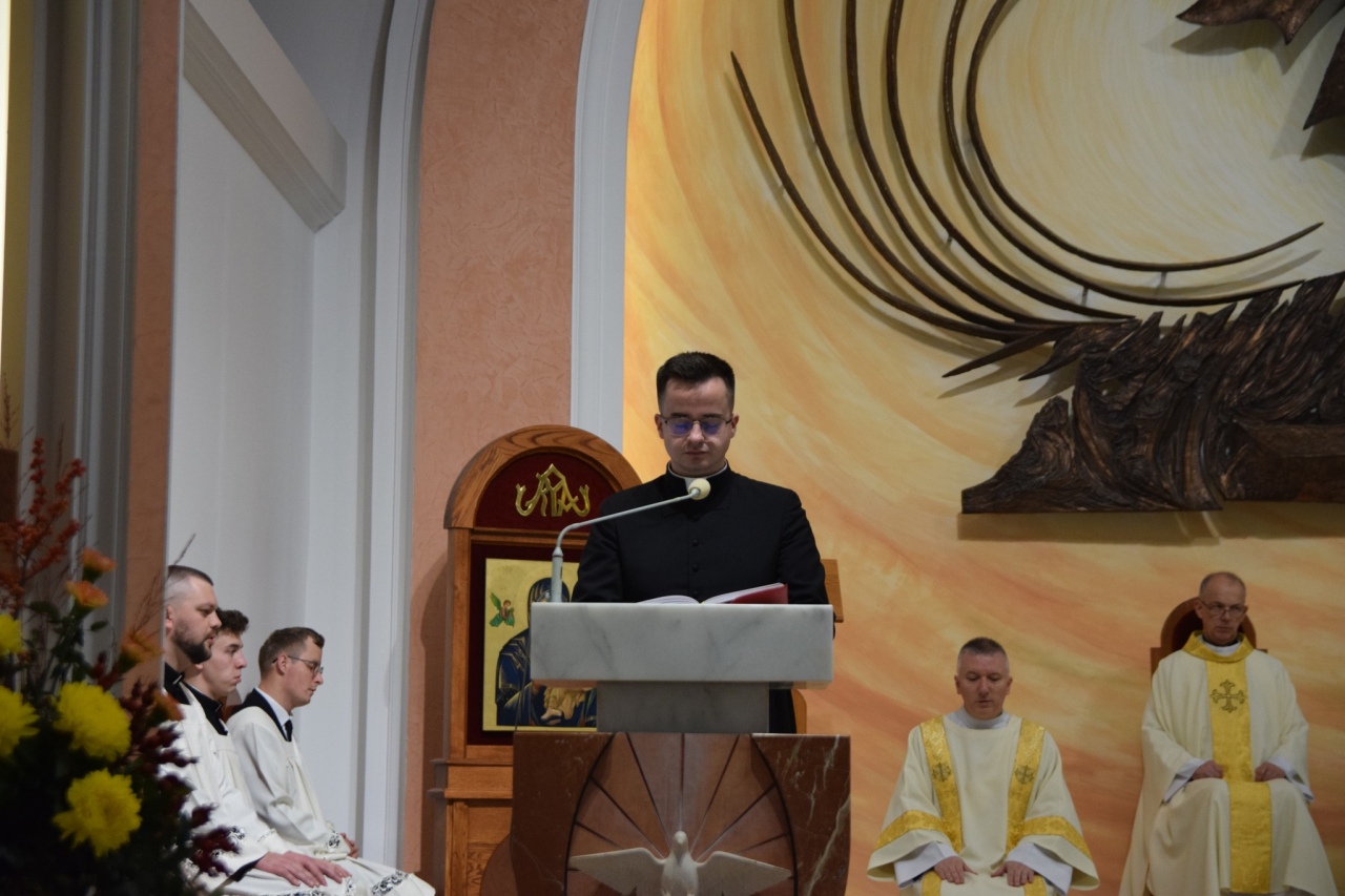 Inauguracja roku akademickiego w Wyższym Seminarium Duchownym w Łomży [16.10.2025] - zdjęcie #13 - eOstroleka.pl