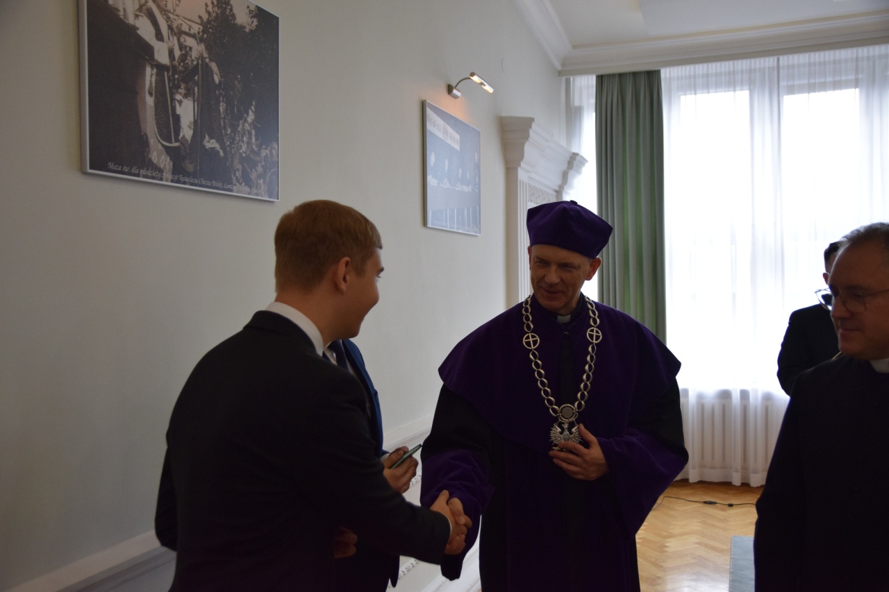 Inauguracja roku akademickiego w Wyższym Seminarium Duchownym w Łomży [16.10.2025] - zdjęcie #10 - eOstroleka.pl