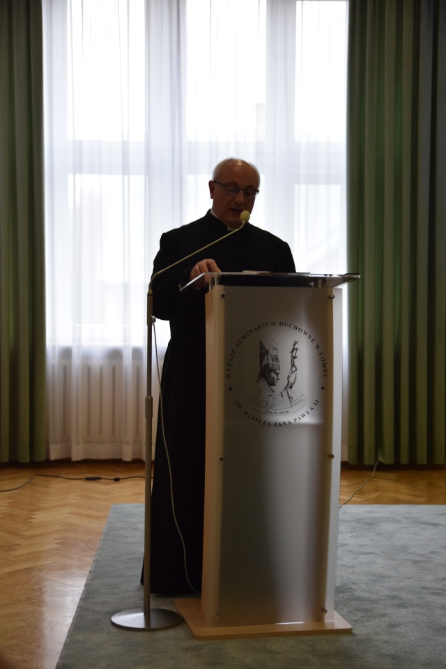 Inauguracja roku akademickiego w Wyższym Seminarium Duchownym w Łomży [16.10.2025] - zdjęcie #6 - eOstroleka.pl