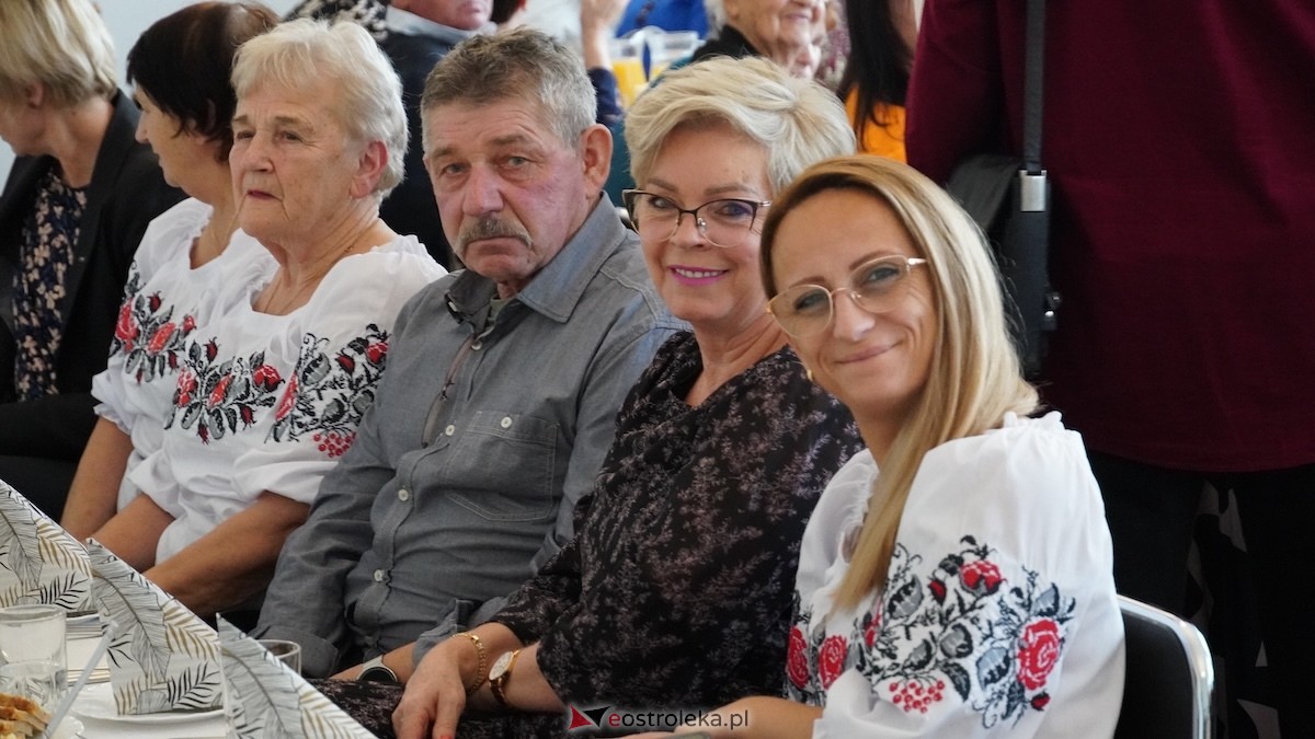 Więcej Życia w Życiu - seniorzy udowodnili, że tradycja smakuje najlepiej! [23.10.2025] - zdjęcie #96 - eOstroleka.pl