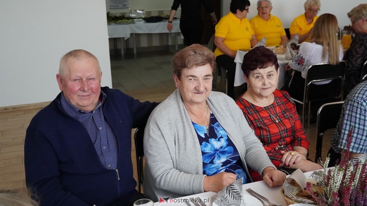 Więcej Życia w Życiu - seniorzy udowodnili, że tradycja smakuje najlepiej! [23.10.2025] - zdjęcie #76 - eOstroleka.pl