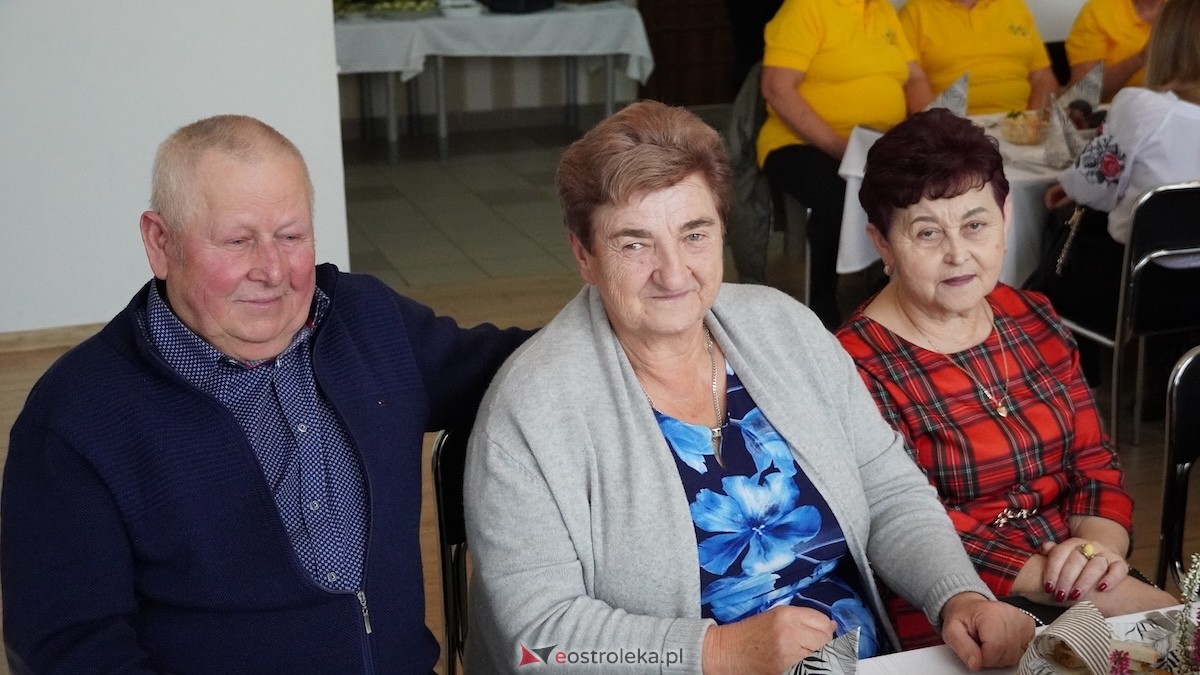 Więcej Życia w Życiu - seniorzy udowodnili, że tradycja smakuje najlepiej! [23.10.2025] - zdjęcie #75 - eOstroleka.pl