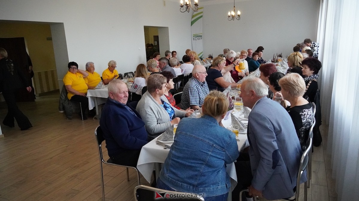 Więcej Życia w Życiu - seniorzy udowodnili, że tradycja smakuje najlepiej! [23.10.2025] - zdjęcie #74 - eOstroleka.pl