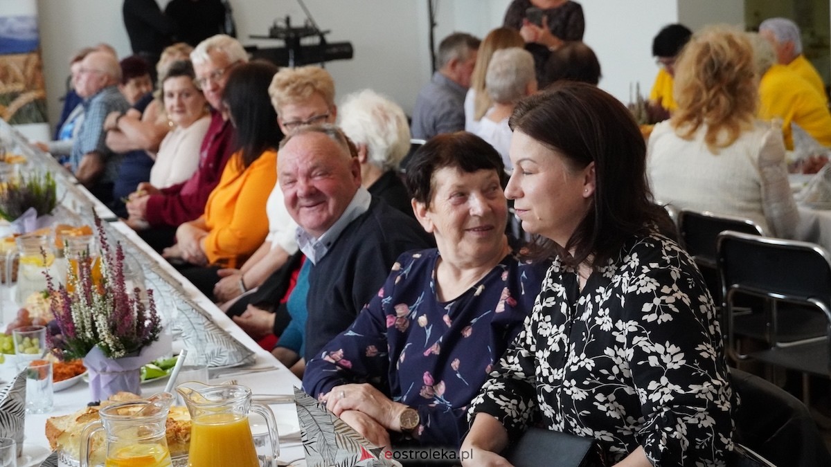 Więcej Życia w Życiu - seniorzy udowodnili, że tradycja smakuje najlepiej! [23.10.2025] - zdjęcie #73 - eOstroleka.pl
