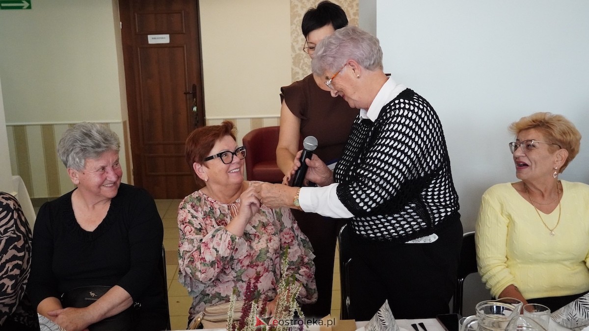 Więcej Życia w Życiu - seniorzy udowodnili, że tradycja smakuje najlepiej! [23.10.2025] - zdjęcie #38 - eOstroleka.pl