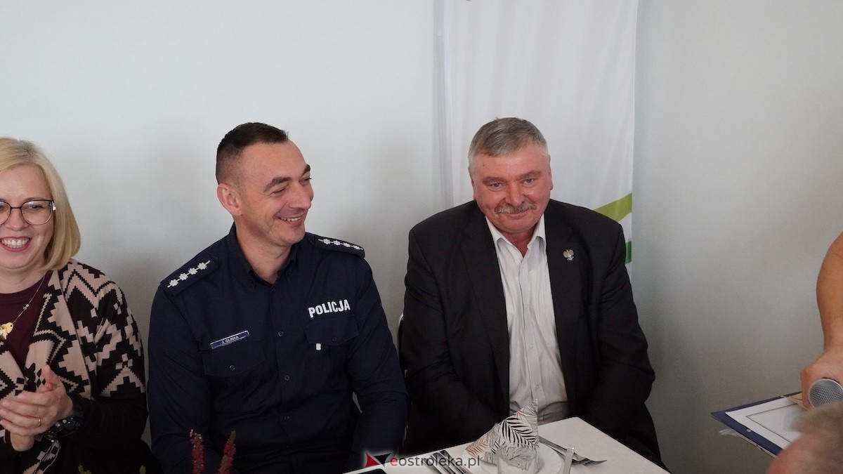 Więcej Życia w Życiu - seniorzy udowodnili, że tradycja smakuje najlepiej! [23.10.2025] - zdjęcie #37 - eOstroleka.pl