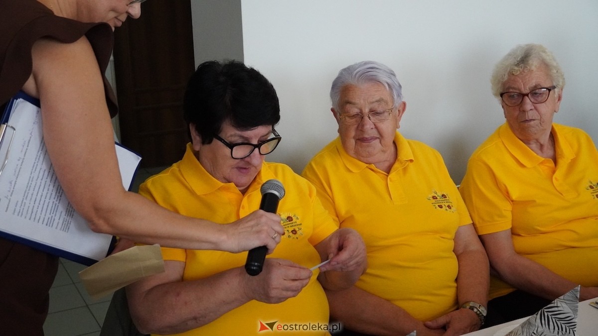 Więcej Życia w Życiu - seniorzy udowodnili, że tradycja smakuje najlepiej! [23.10.2025] - zdjęcie #20 - eOstroleka.pl