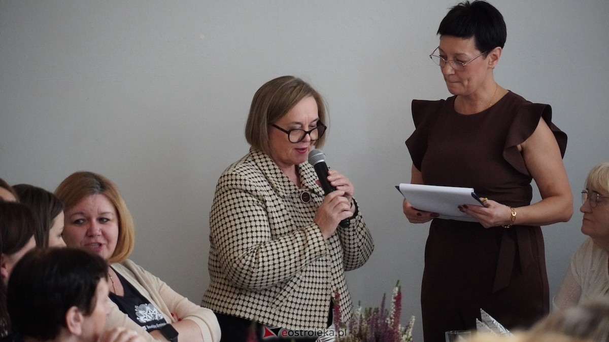Więcej Życia w Życiu - seniorzy udowodnili, że tradycja smakuje najlepiej! [23.10.2025] - zdjęcie #14 - eOstroleka.pl