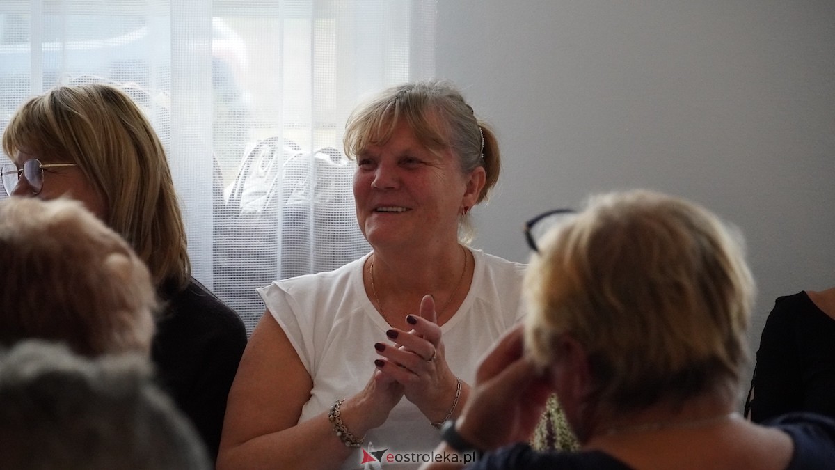 Więcej Życia w Życiu - seniorzy udowodnili, że tradycja smakuje najlepiej! [23.10.2025] - zdjęcie #5 - eOstroleka.pl
