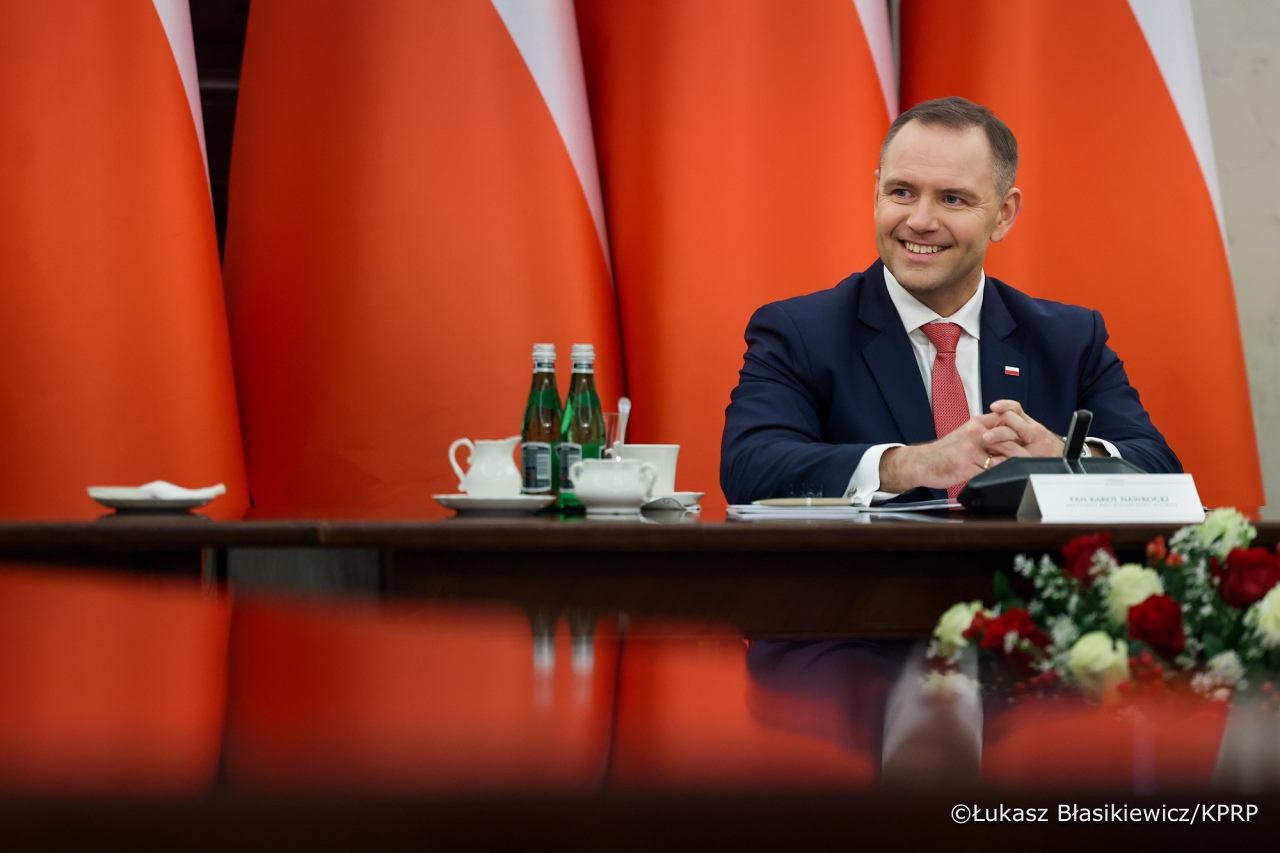 Prezydent spotkał się z przedstawicielami przewoźników drogowych - fot. Łukasz Błasikiewicz KPRP [22.10.2025] - zdjęcie #3 - eOstroleka.pl